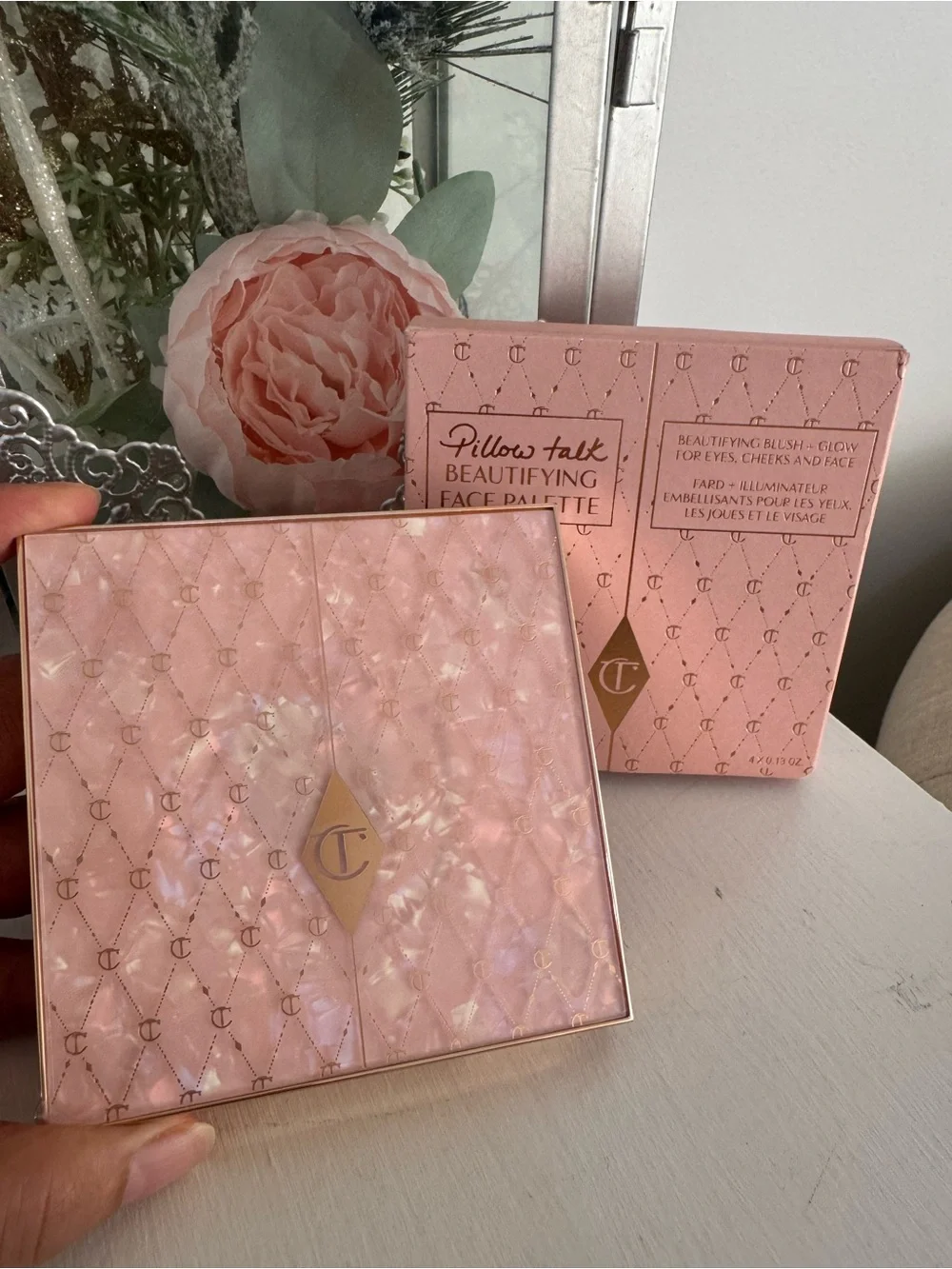 Charlotte Tilbury Pillow Talk Glow Palette - FOR EYES,CHEEKS AND FACE